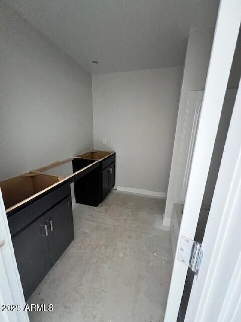 NF lot 179 Upstairs Hall Bath