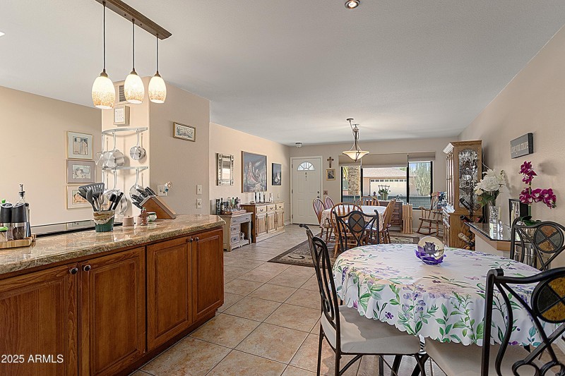 Breakfast area