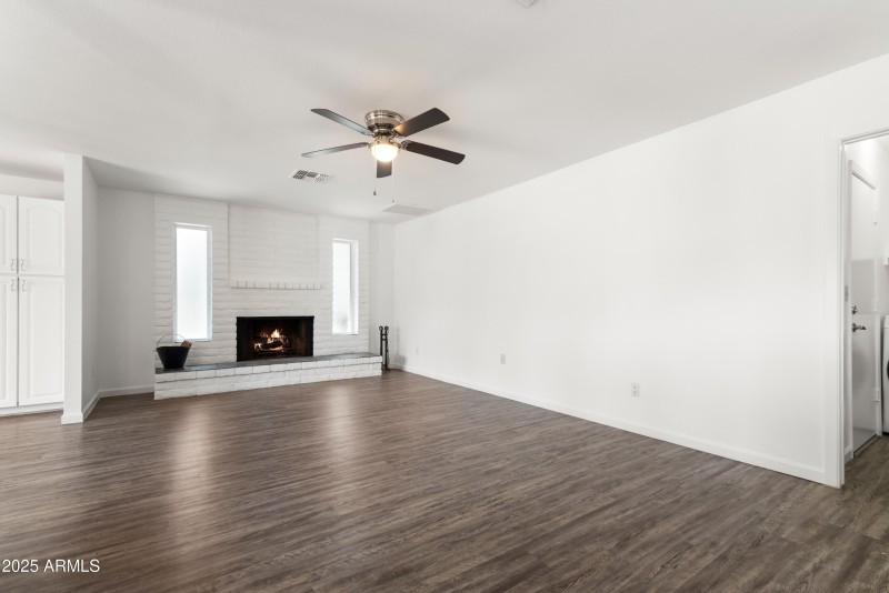 16_17625 n 6th pl-16