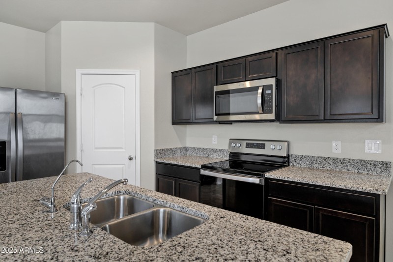 4801 E Living Stone Way-12