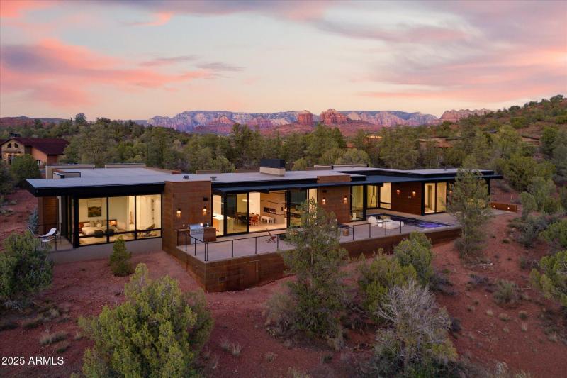 Rear Elevation, Twilight