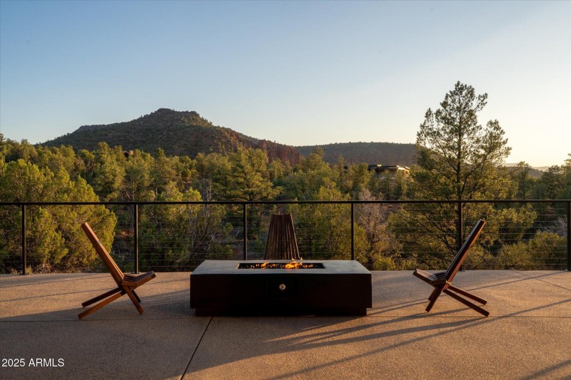 Outdoor Firepit