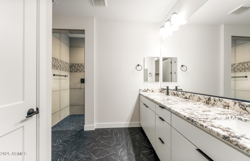 Owner's Bathroom