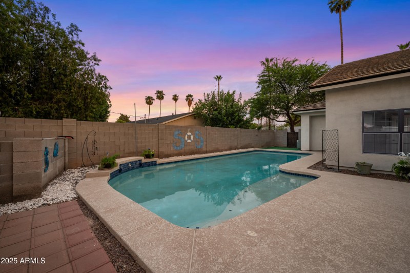 Pool 1