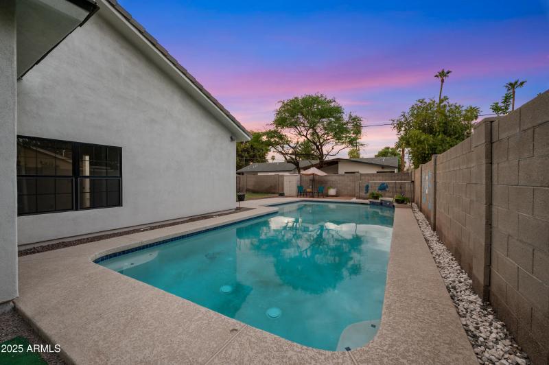 Pool 2