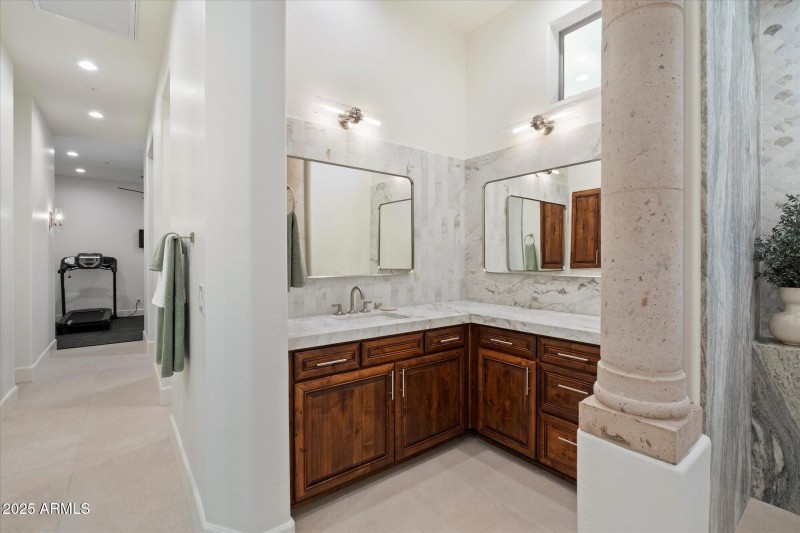 Dual Vanities