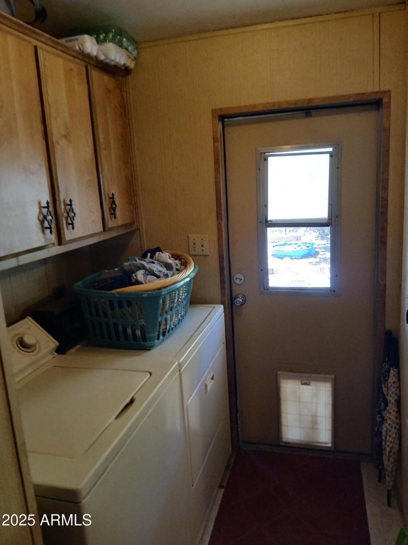 Lakeview laundry