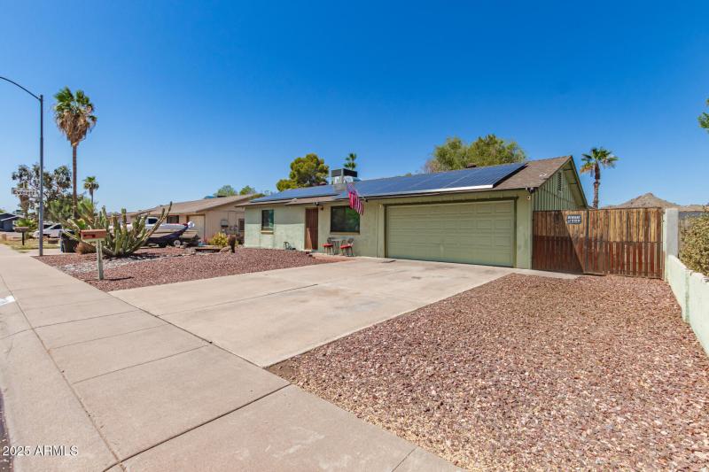 FRONT/RV GATE
