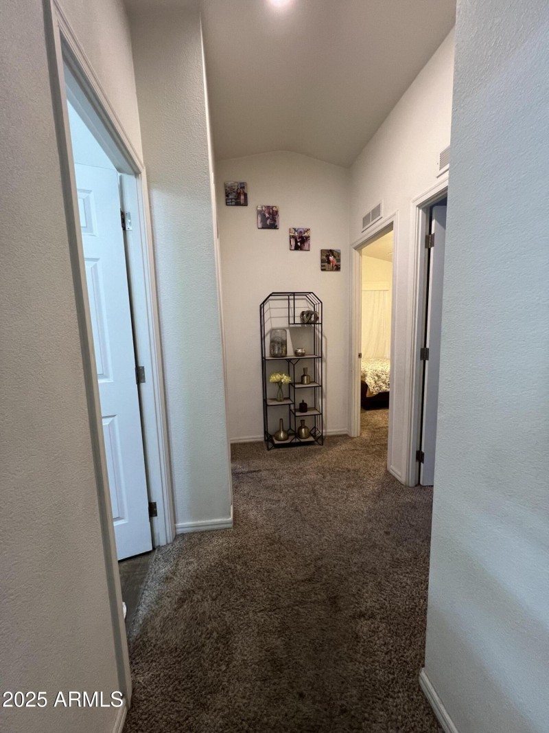 8 beds hallway