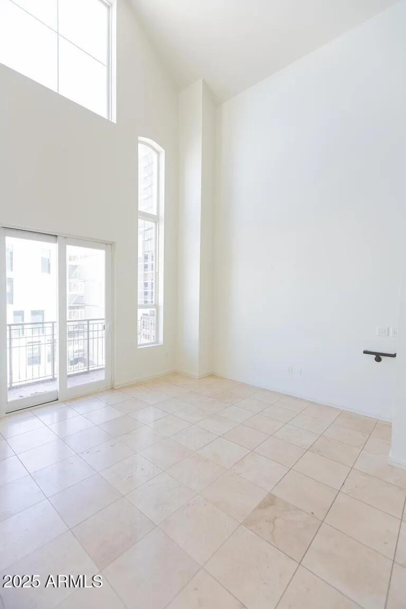 86228c2201b1178261edcfd6e592a60c-uncropp