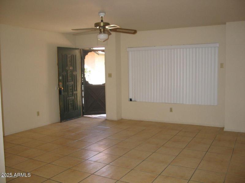 20110514204700426731000000-o