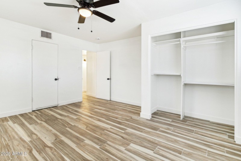22-web-or-mls-11135-w-florida-ave