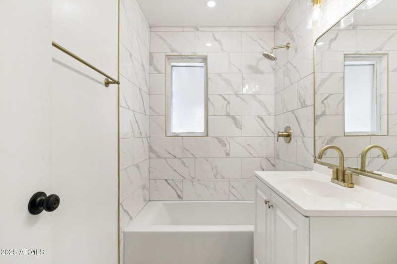 23-web-or-mls-11135-w-florida-ave