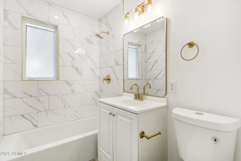 24-web-or-mls-11135-w-florida-ave