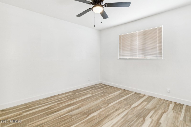 25-web-or-mls-11135-w-florida-ave