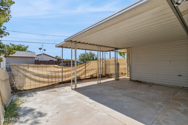 28-web-or-mls-11135-w-florida-ave
