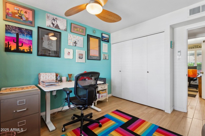 Split bedroom #2