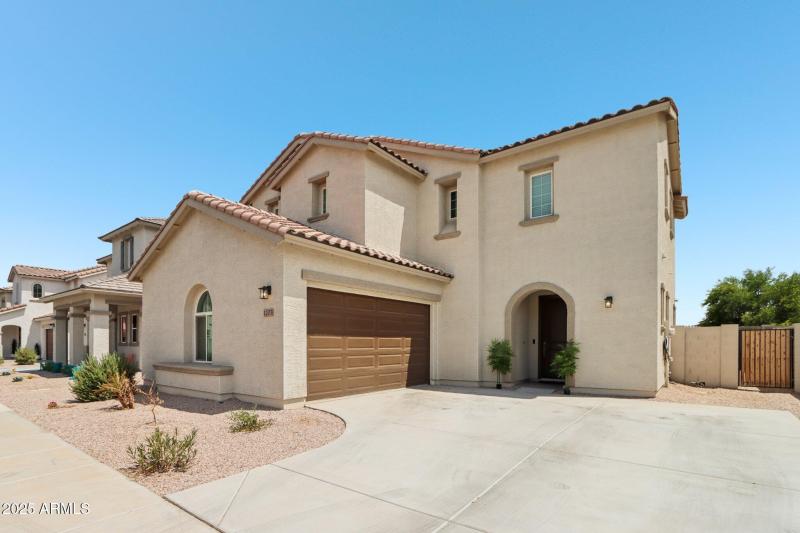7-web-or-mls-E Spruce Dr-S2307-005