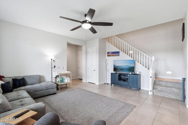 10-web-or-mls-E Spruce Dr-S2307-008