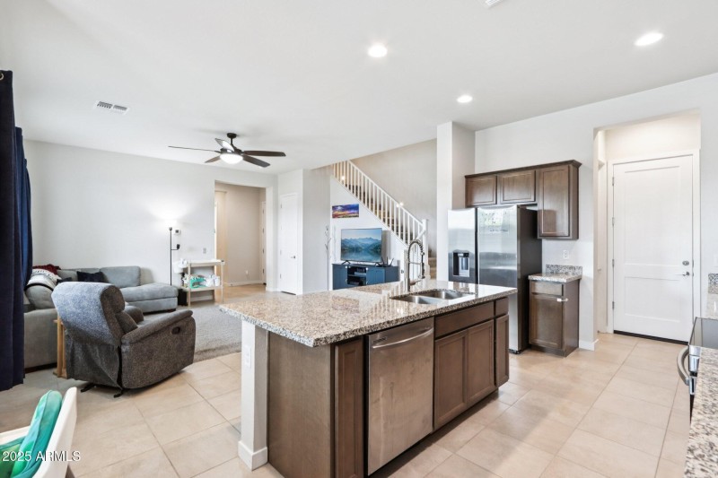 15-web-or-mls-E Spruce Dr-S2307-013