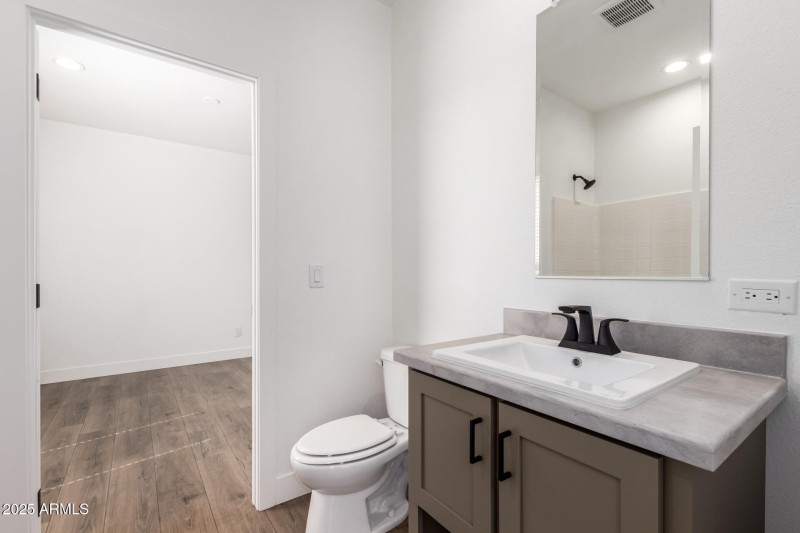 23077 W MILTON DR