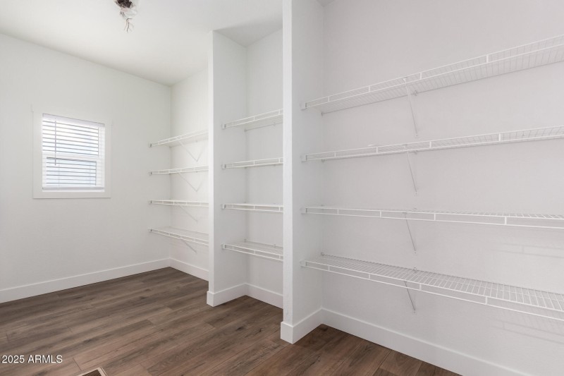 23077 W MILTON DR