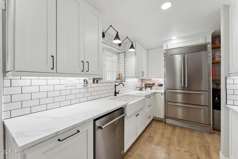Kitchen Detail/Appliances