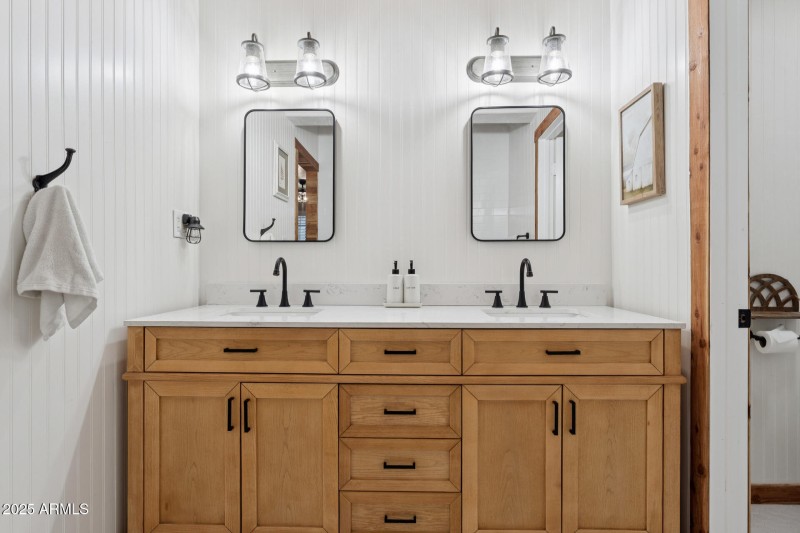 Master Bath Vanity Detail