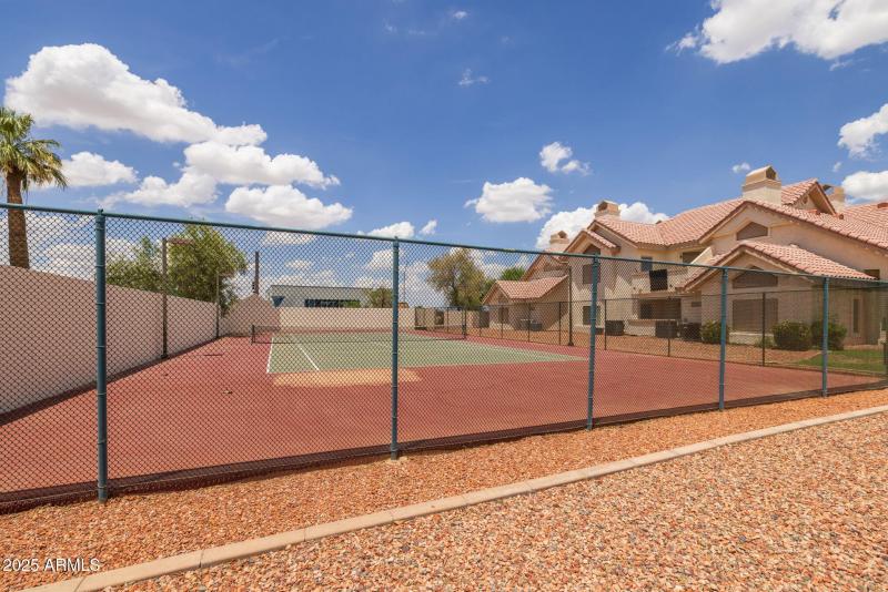 29-web-or-mls-2801 N Litchfield Rd unit