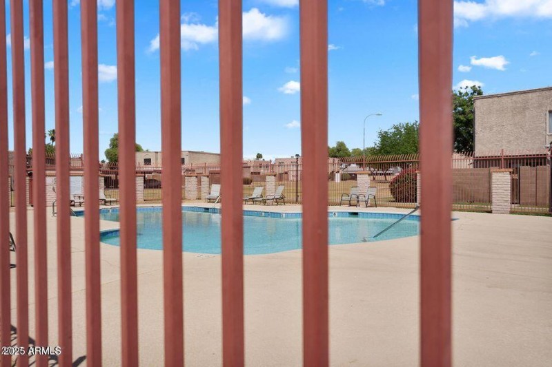 Pool 2