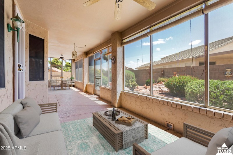 FULL SCREENED PATIO!