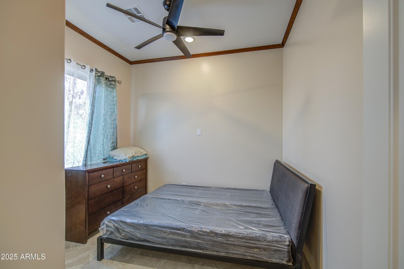 Bedroom 2-pic 1