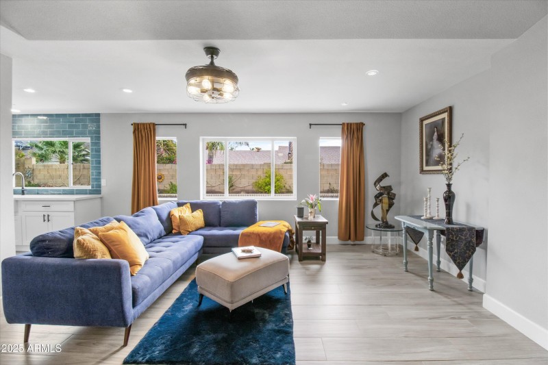 Living room 1