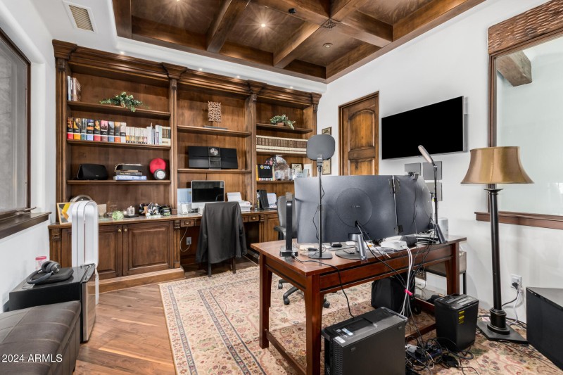 Office/Bedroom 4