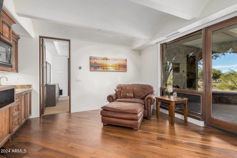 Teen Room/Sitting Room