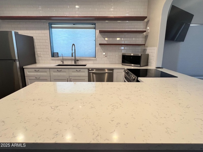 WASHINGTON KITCHEN QUARTZ