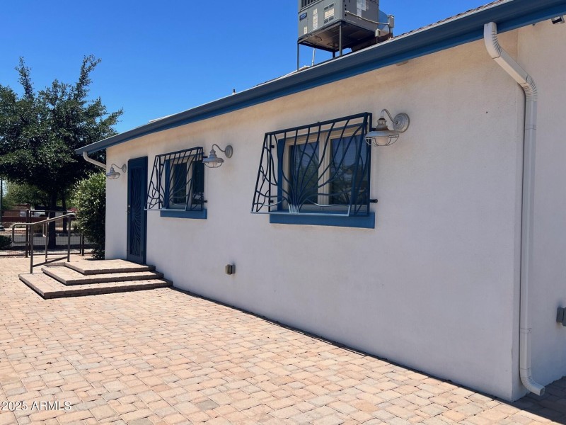 WASHINGTON REAR YARD