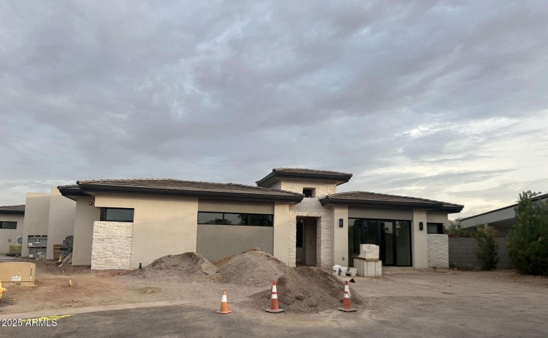 001_Exterior Front