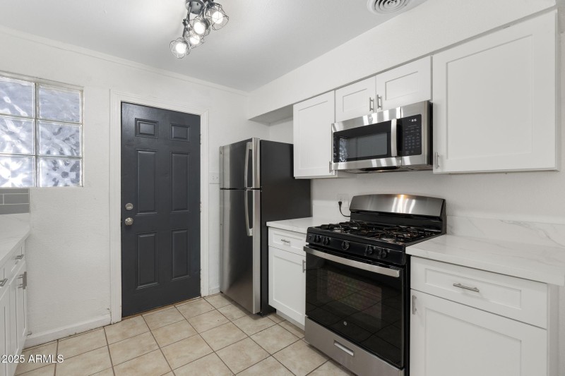 8-web-or-mls-DSC00425