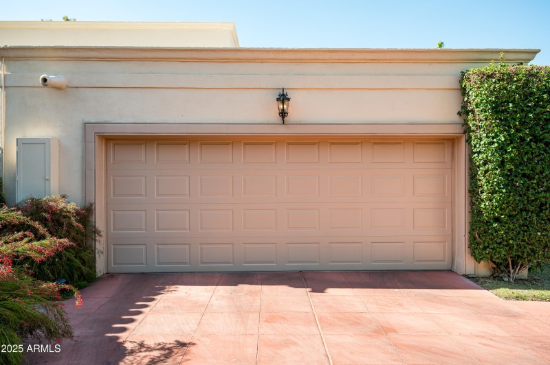 2 car garage