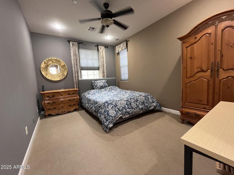 Guest bedroom 1