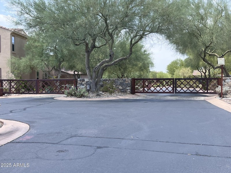 Community gate