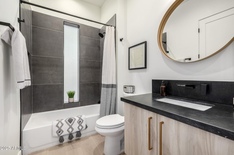 BDRM 2 BATH