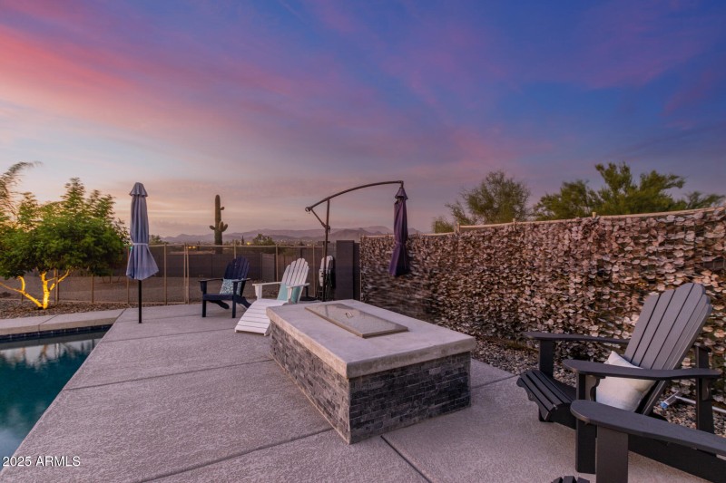 POOL DECK