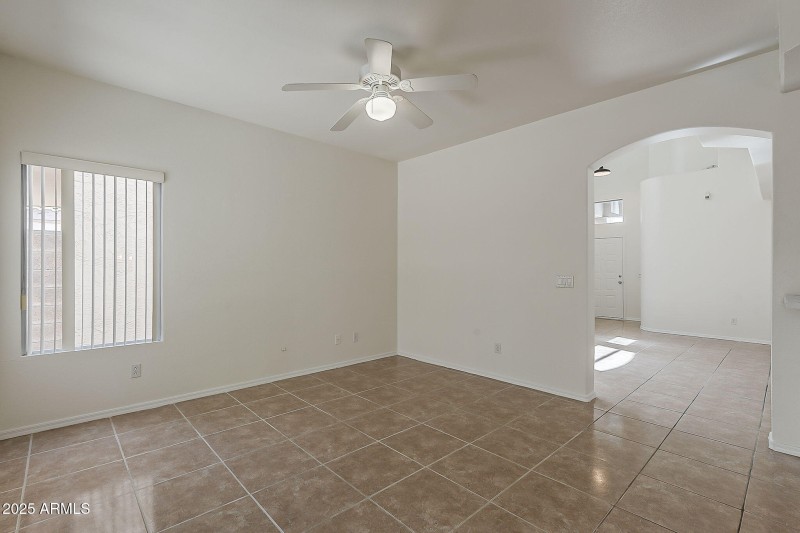 12-web-or-mls-Renee-12