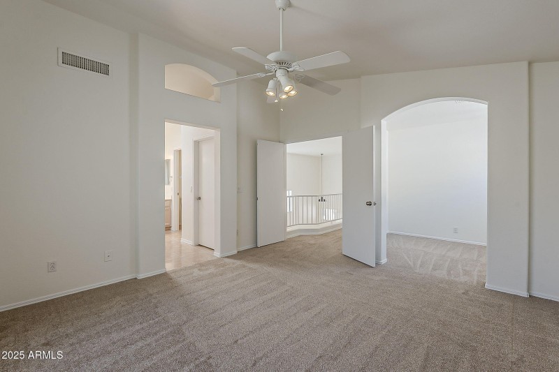 22-web-or-mls-Renee-22