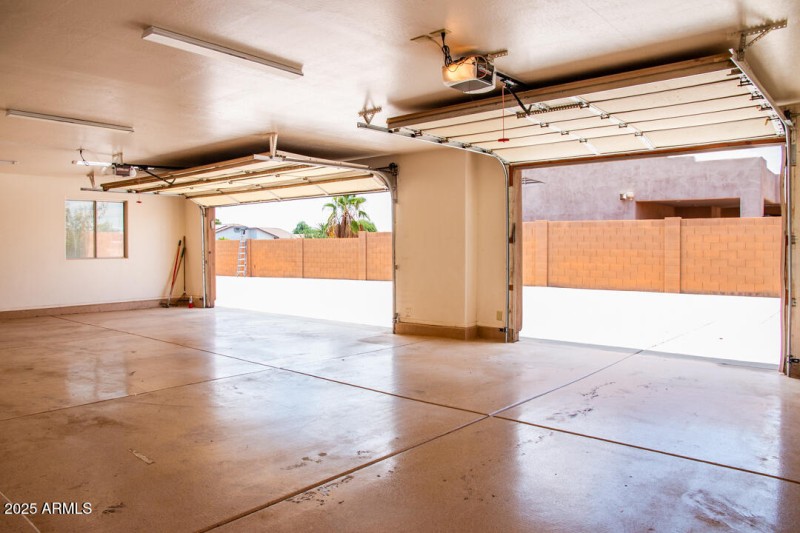 Garage-2