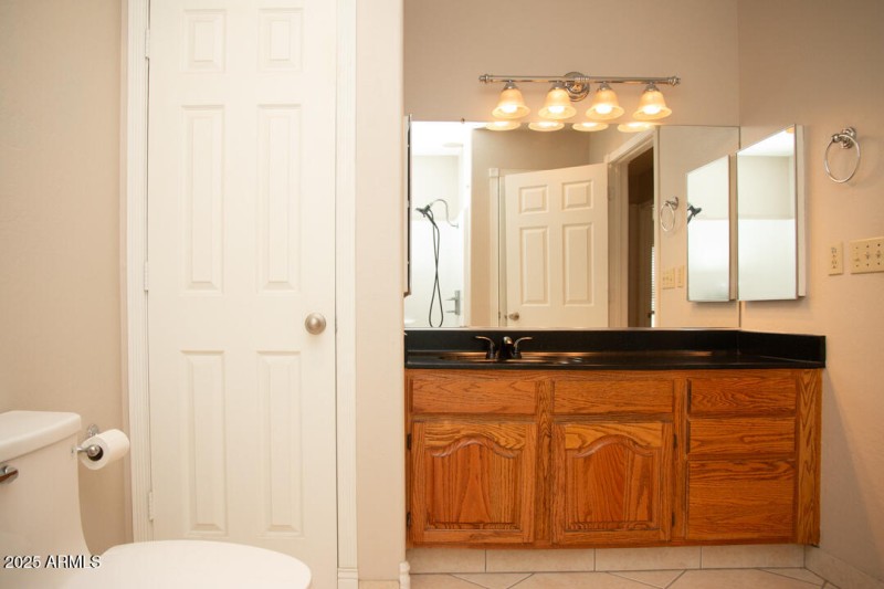 Hall Bath-1
