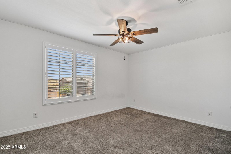 30-web-or-mls-E Joelle Dr-S2407-028