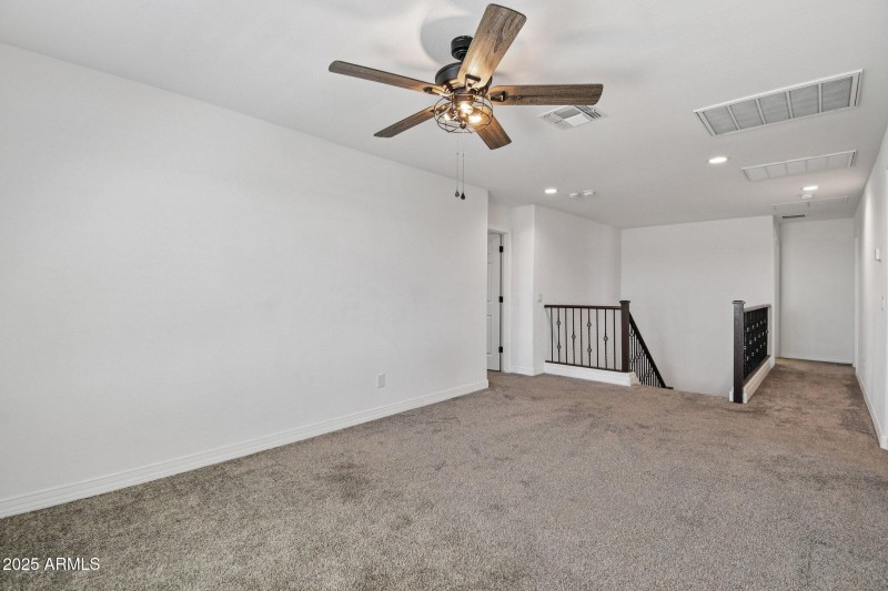 36-web-or-mls-E Joelle Dr-S2407-034